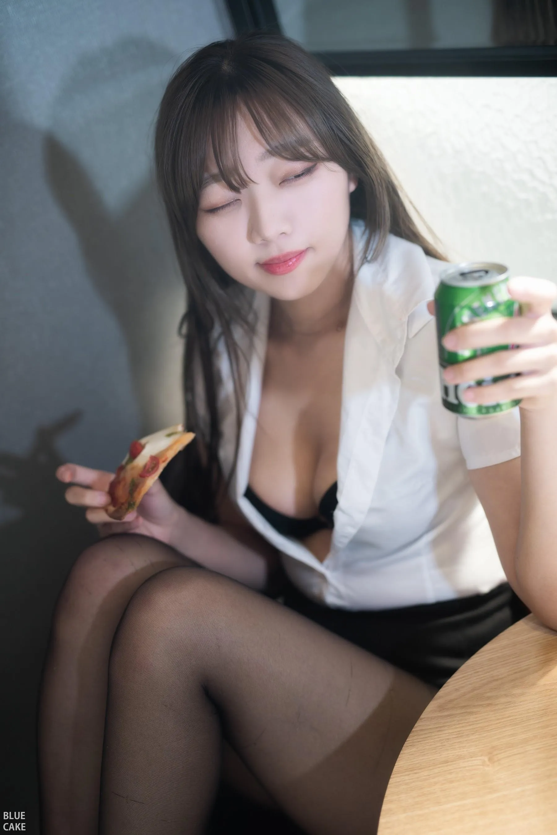 Koby – NO.02 [BLUECAKE] Office Girl  Sweet Girl [159P]插图2